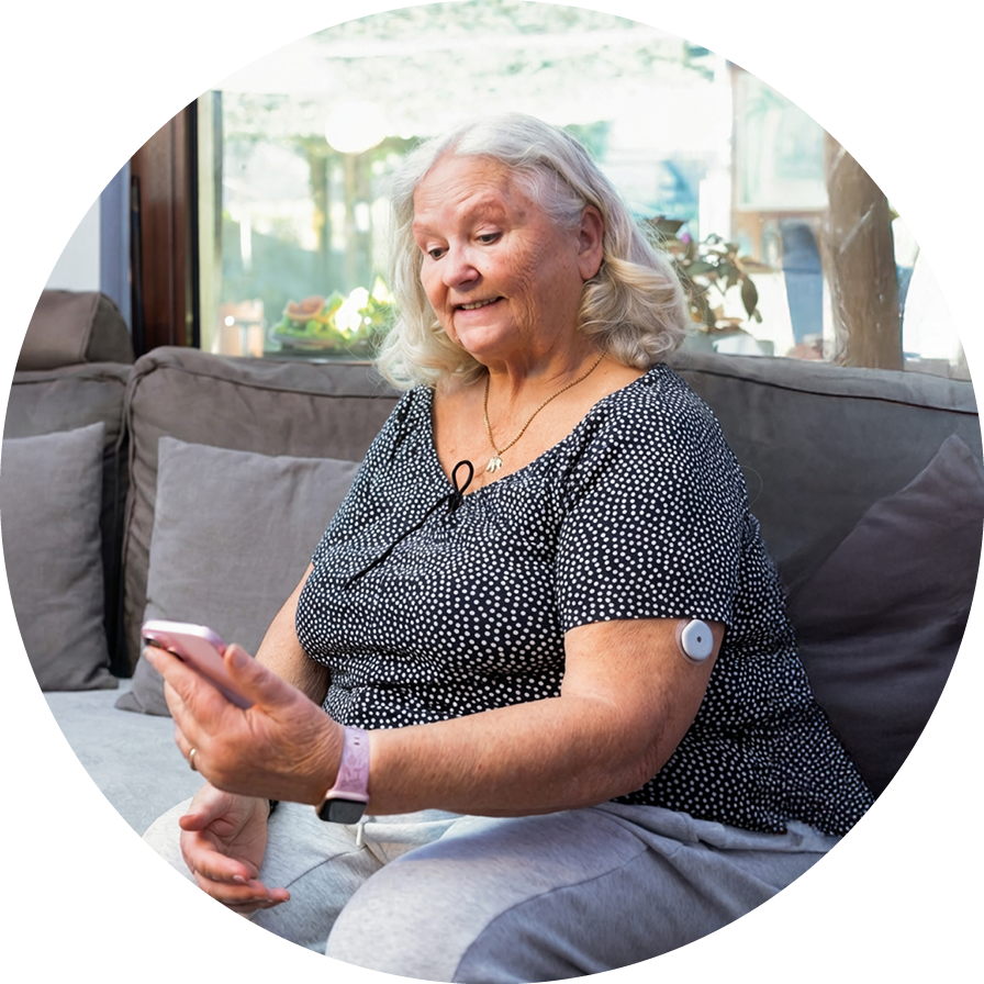 Porträt von Annegret Walter (71), lebt mit Typ-2-Diabetes und berichtet über ihre Erfahrungen mit Accu-Chek SmartGuide