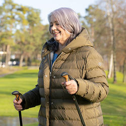 Verwenden der Vorhersage für niedrigen Glukosewert im täglichen Diabetesmanagement